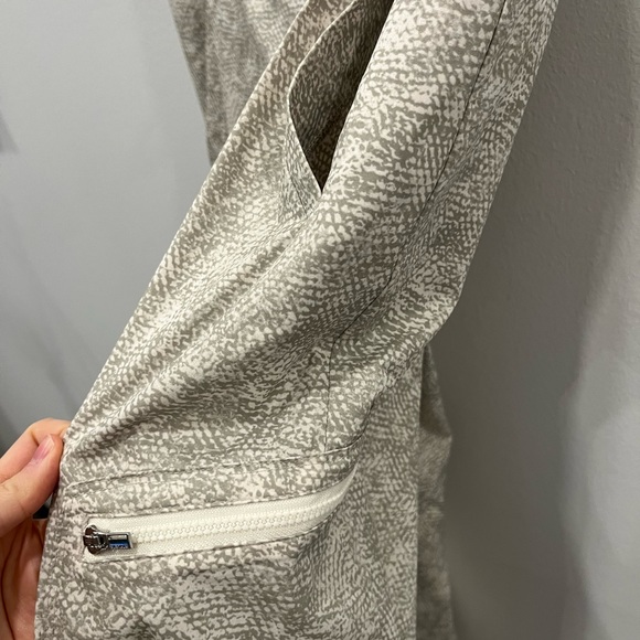 Athleta Venture Printed Pant Joggers - Picture 4 of 8